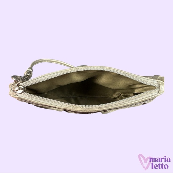 Coach Metallic Silver Wristlet with Hang Tag, EUC 🩶 - Picture 6 of 11